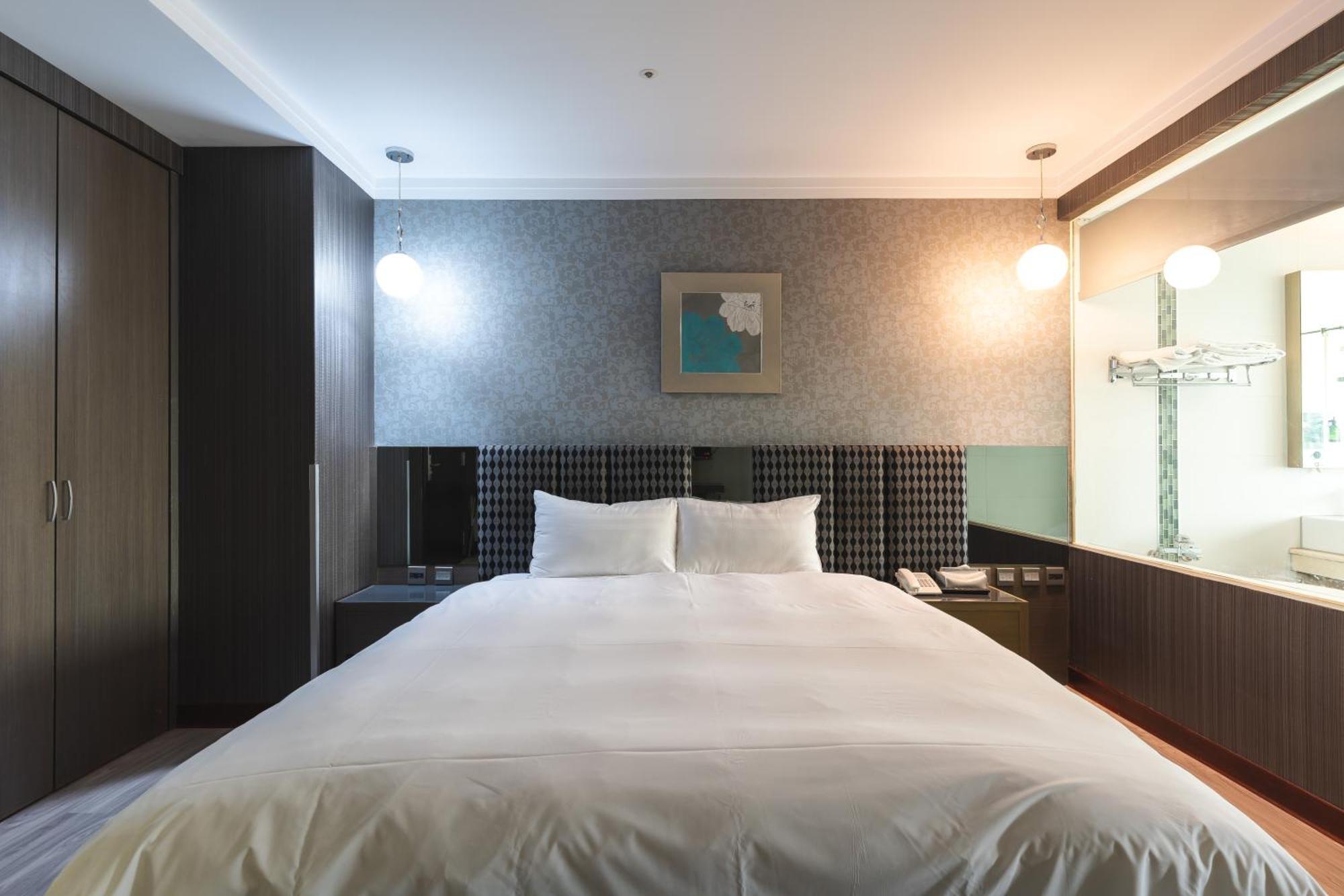 เชียนกูห์ บูติค โฮเต็ล Hotel นครเจียอี้ ภายนอก รูปภาพ