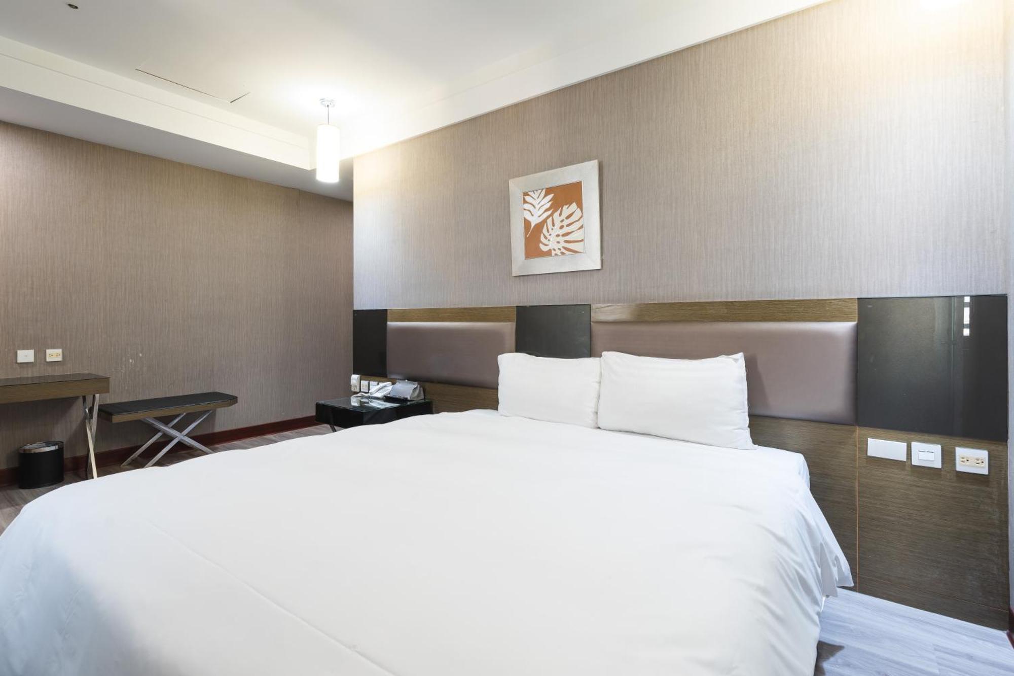 เชียนกูห์ บูติค โฮเต็ล Hotel นครเจียอี้ ภายนอก รูปภาพ