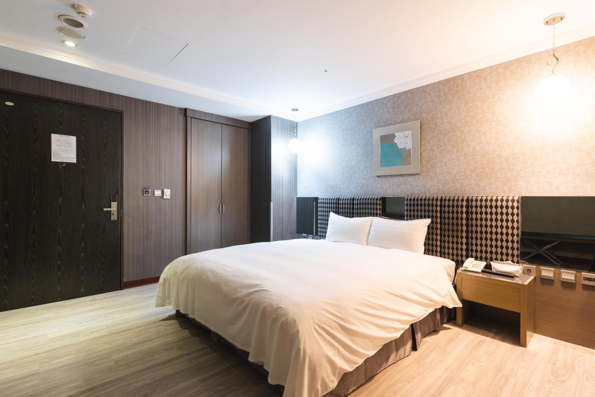 เชียนกูห์ บูติค โฮเต็ล Hotel นครเจียอี้ ภายนอก รูปภาพ